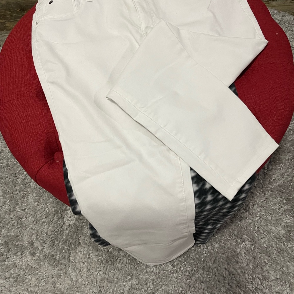 Women’s white jean with spandex size 16 26” inseam
